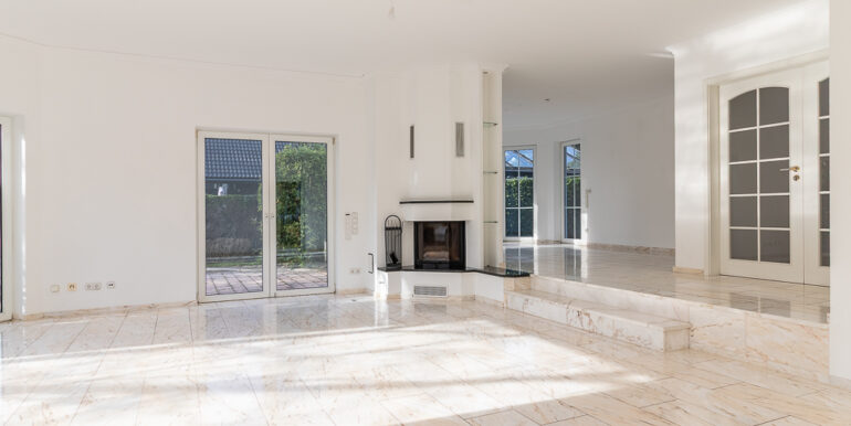 Wohnzimmer und Esszimmer