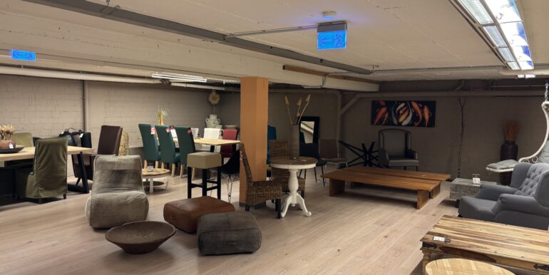 Untergeschoss (Lager), 2. Blick