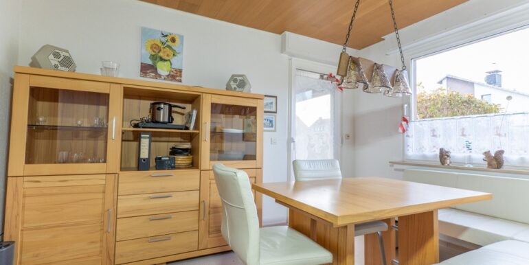 Der Essbereich mit Gartenzugang