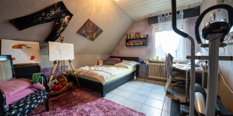 Schlafzimmer vorne