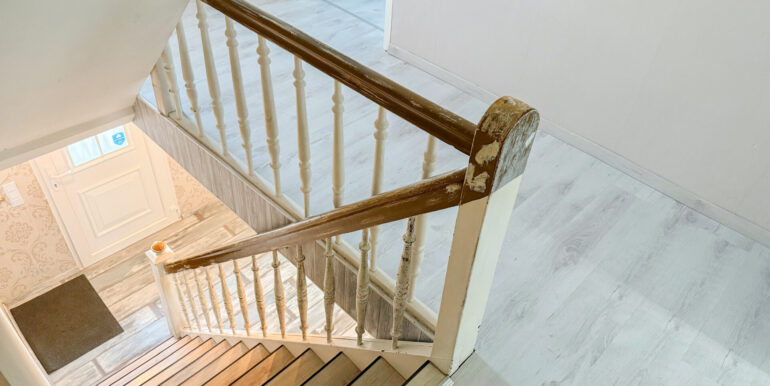 OG Flur (über Haupteingang)