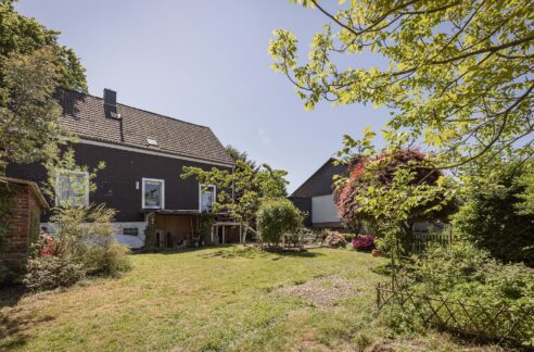 Hausansicht vom Garten