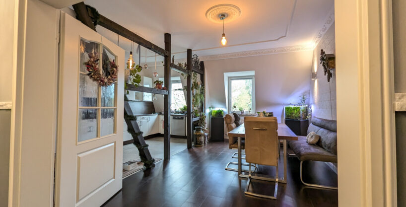 Stilvolle luftig geschnittene Dachgeschoss-Wohnung in Meiderich