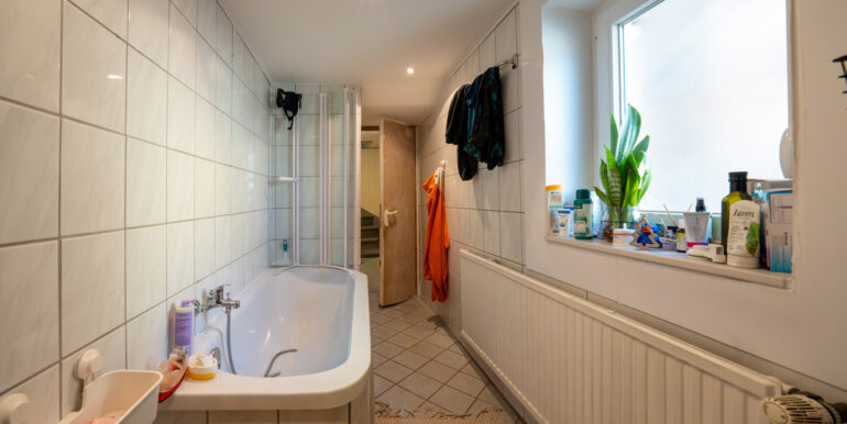 Badezimmer vorderhaus