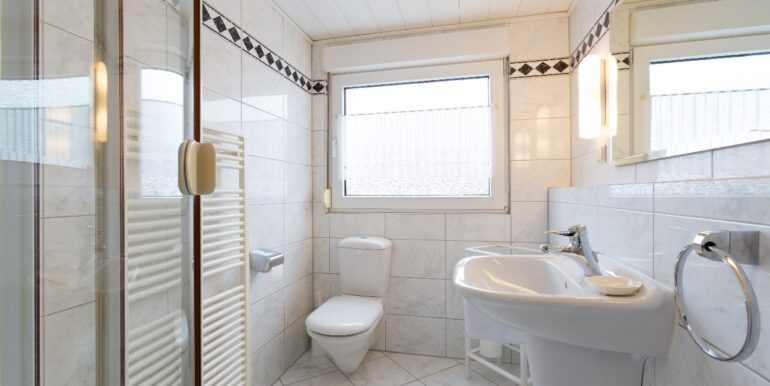 Duschbad im Dachgeschoss