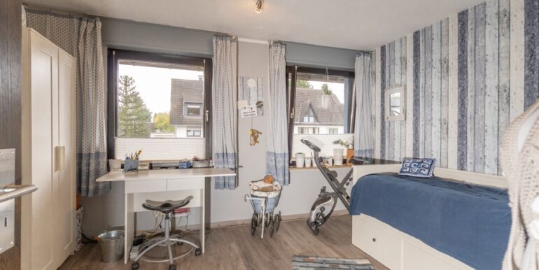 Kinder-/ Arbeitszimmer im OG