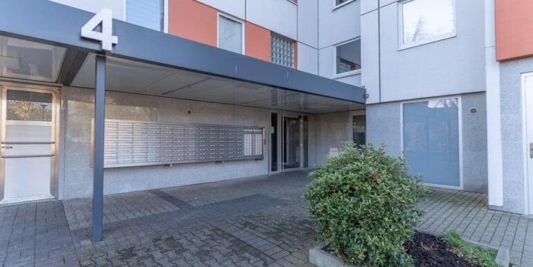 Gepflegter Hauszugang