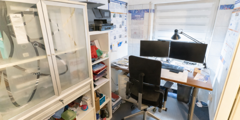 Arbeitszimmer Im KG
