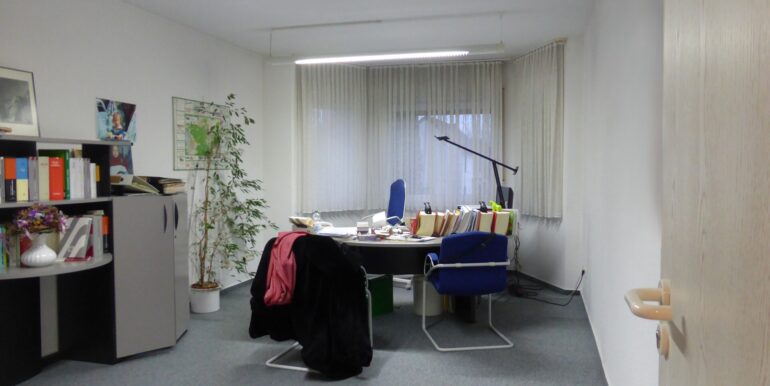 Büro 1
