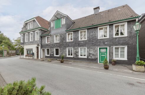 charmantes Wohn-und Geschäftshaus