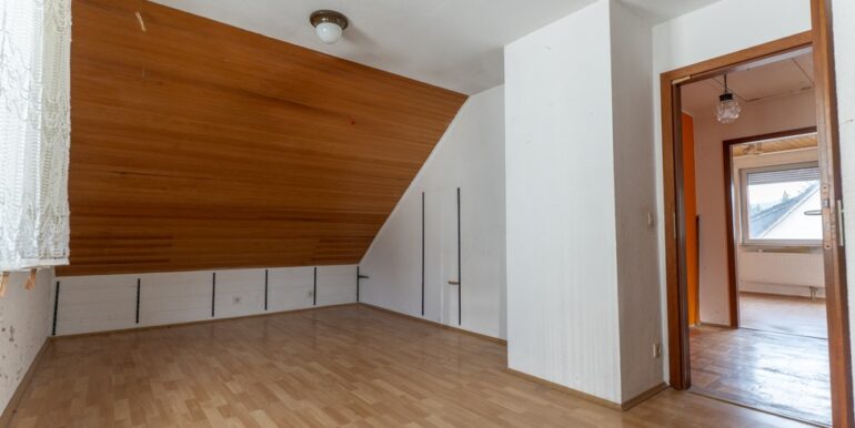 Schlafzimmer I im DG