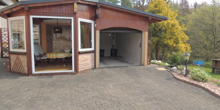 Garage mit Wintergarten