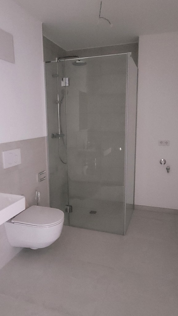 Neubau/ Erstbezug: Moderne 2-Zimmer-Wohnung in zentraler Lage von Leichlingen - Photo 2