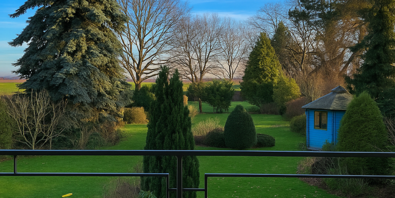 Blick in den Garten KI bearbeitet