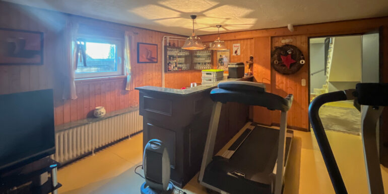 Hobbyraum mit Bar UG