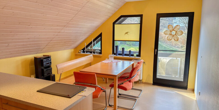 DG Wohnküche mit Balkon