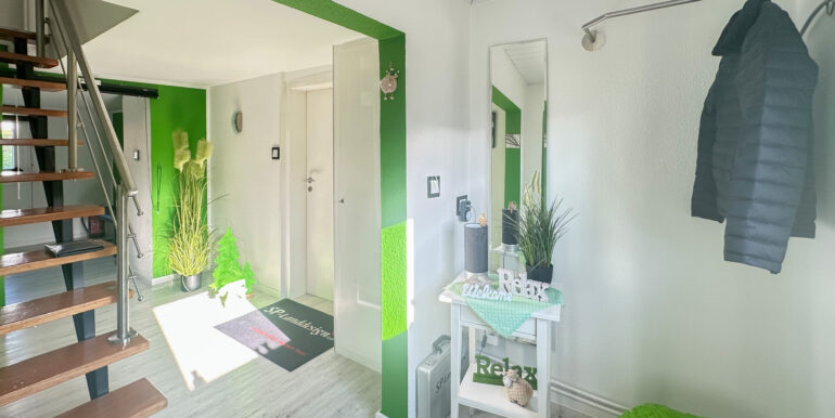 Eingangsbereich mit Zugang zum Anbau