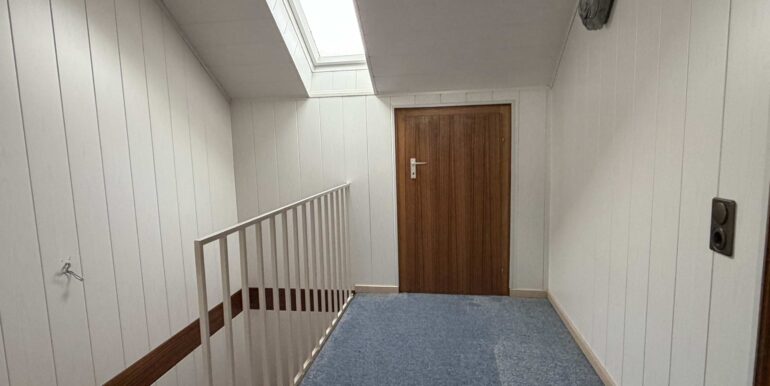 Flur DG mit Stauraum