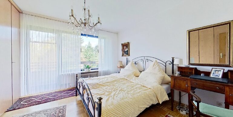 Schlafzimmer Gartenseite