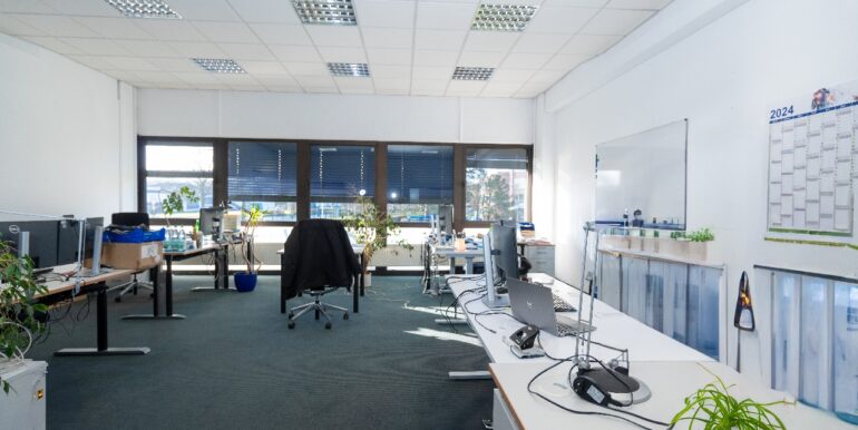 1. Großraumbüro westlich