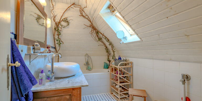 Badezimmer DG
