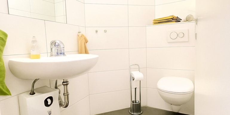 Gäste-Toilette im Erdgeschoss