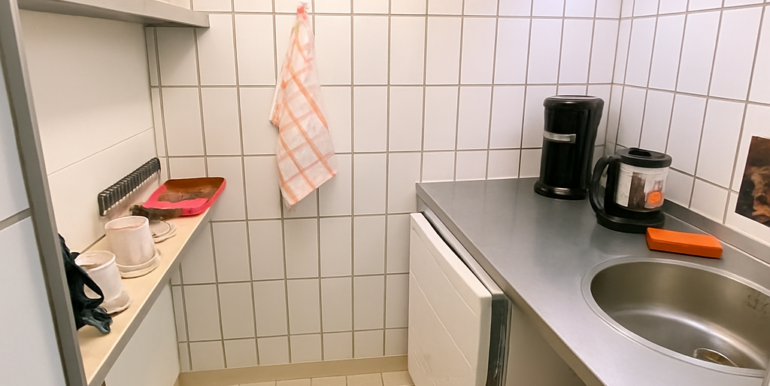 Teeküche im Untergeschoss