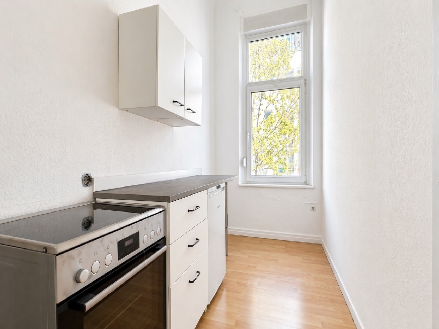 SANIERTE 3-ZIMMERWOHNUNG IM ALTBAU ZU MIETEN! - Foto 4