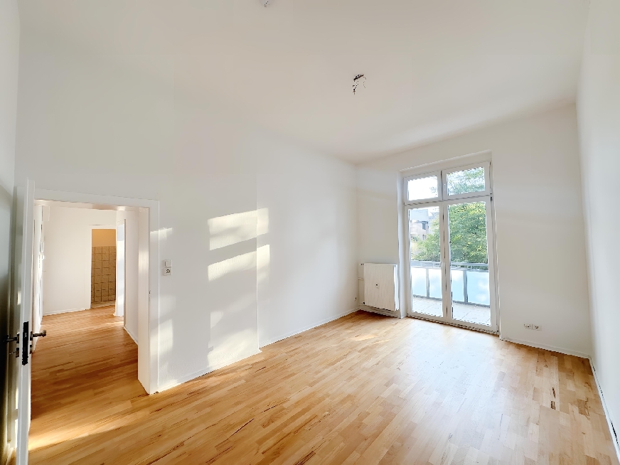 KREFELD-STADTMITTE: SCHÖNE 3-ZIMMER WOHNUNG ZU MIETEN! - Photo 1