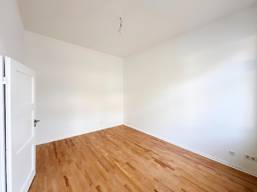 KREFELD-STADTMITTE: SCHÖNE 3-ZIMMER WOHNUNG ZU MIETEN! - Photo 2