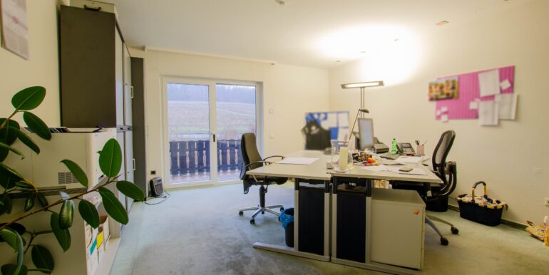 Büro1