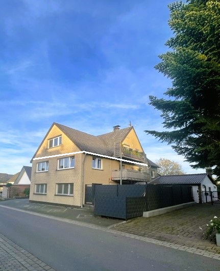Stadt Blankenberg – Ideal für 1-3 Personen! 3-Zimmer-Dachgeschoßwohnung im ruhigen 3-Familienhaus - Foto 3