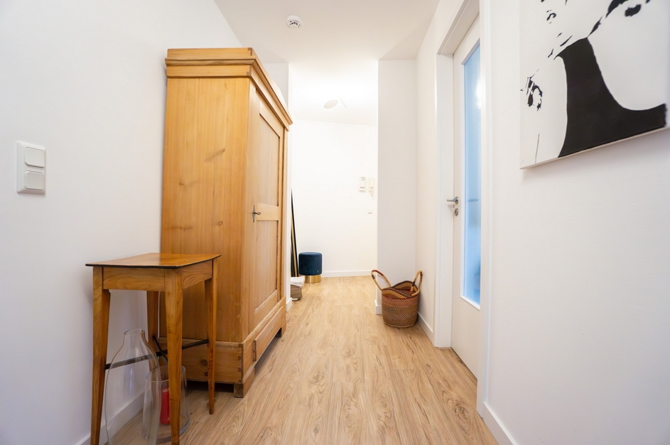 Düsseldorf: Große Traumwohnung mit Blick ins Grüne im Herzen von Oberkassel - Foto 3